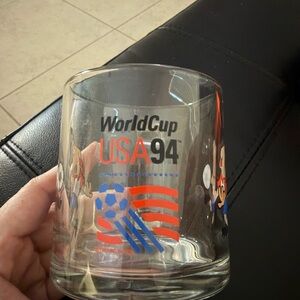 VINTAGE 1994 FIFA World Cup USA Glass Cup - Striker Mascot Soccer Memorabilia
